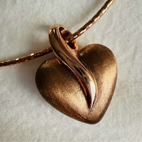 Rose Gold Vermeil 925 Omega Necklace with Heart Pendant - Picture 4 of 15